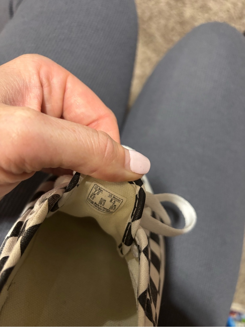 Platform vans - Picture 2 of 4